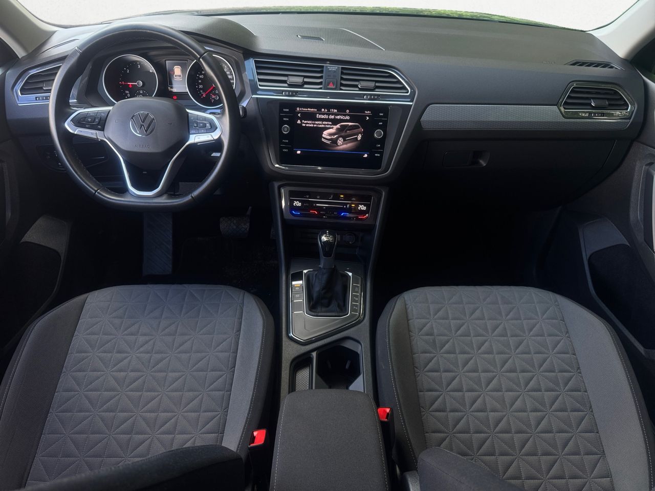 Volkswagen Tiguan 2.0 TDI LIFE DSG 110 KW 150 CV - Foto 2