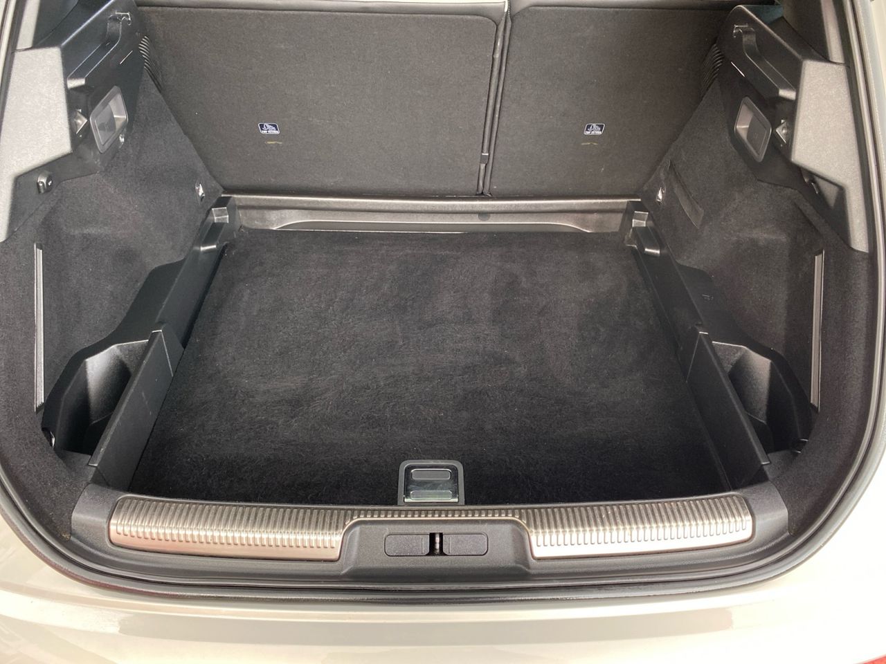 DS DS 7 Crossback E TENSE 225 LIGNE NOIRE - Foto 2