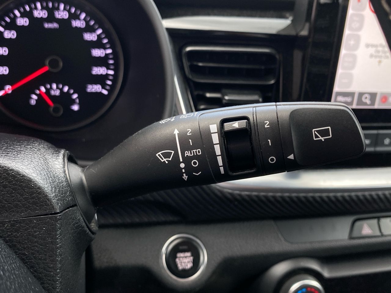 Kia Stonic 1.0 MEHV GT LINE - Foto 2