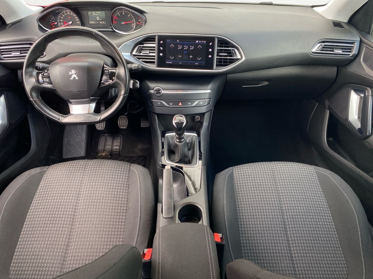 Peugeot 308 ACTIVE PACK BLUE HDI 130 CV - Foto 2