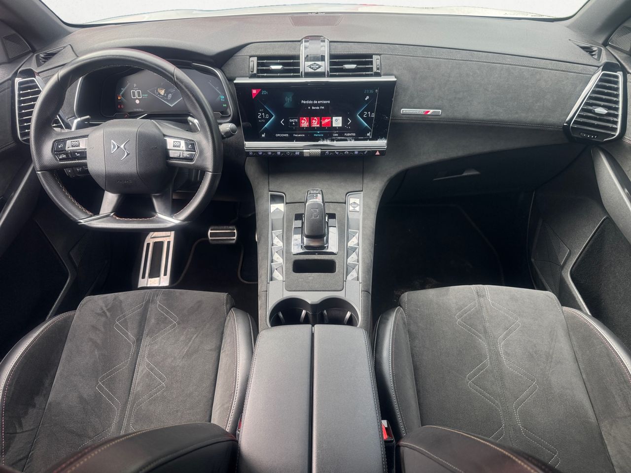 DS DS 7 Crossback E TENSE 300 4X4 PERFORMANCE LINE - Foto 2