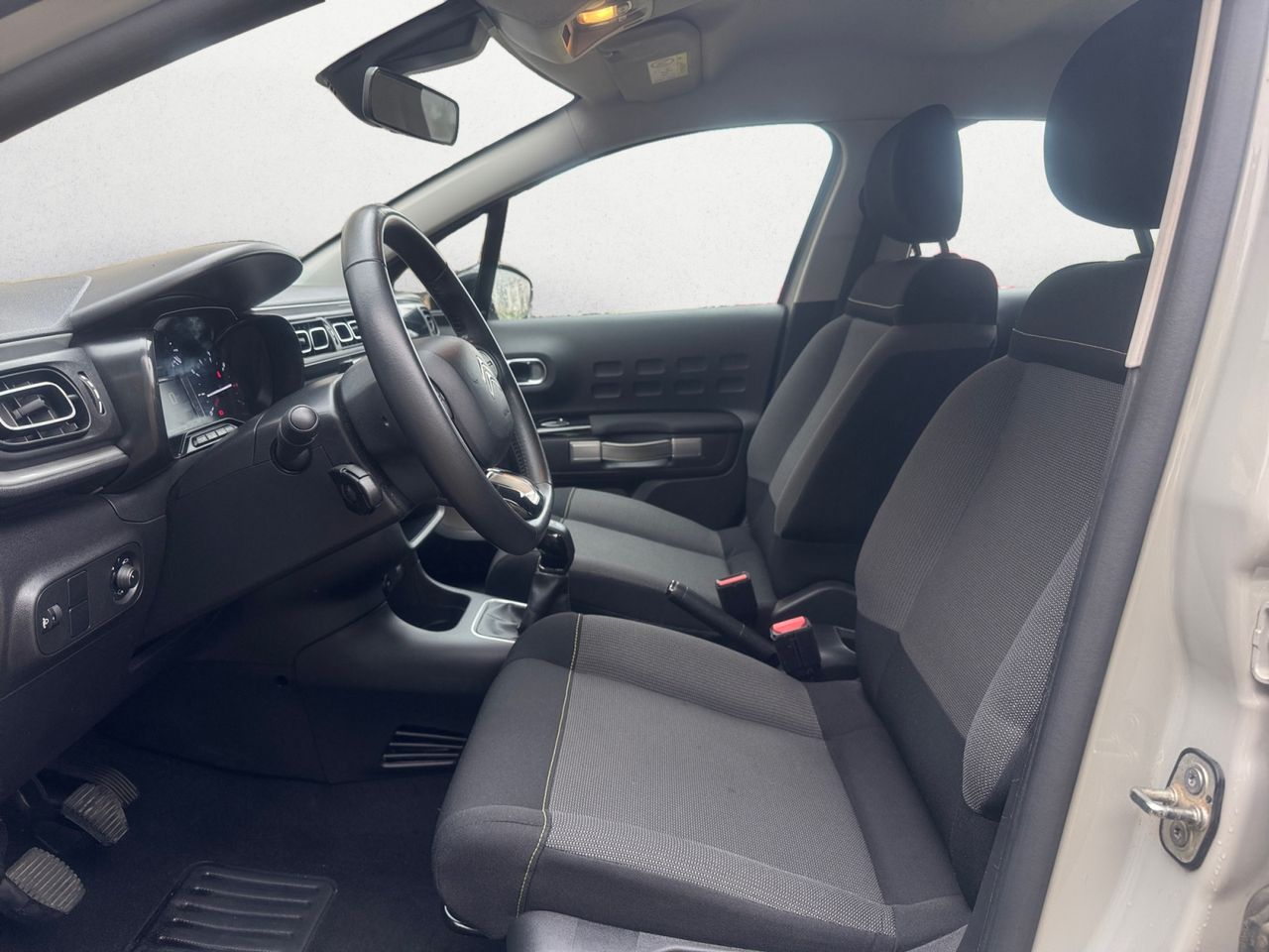 Citroën C3 BLUE HDI 100 CV FEEL PACK - Foto 2