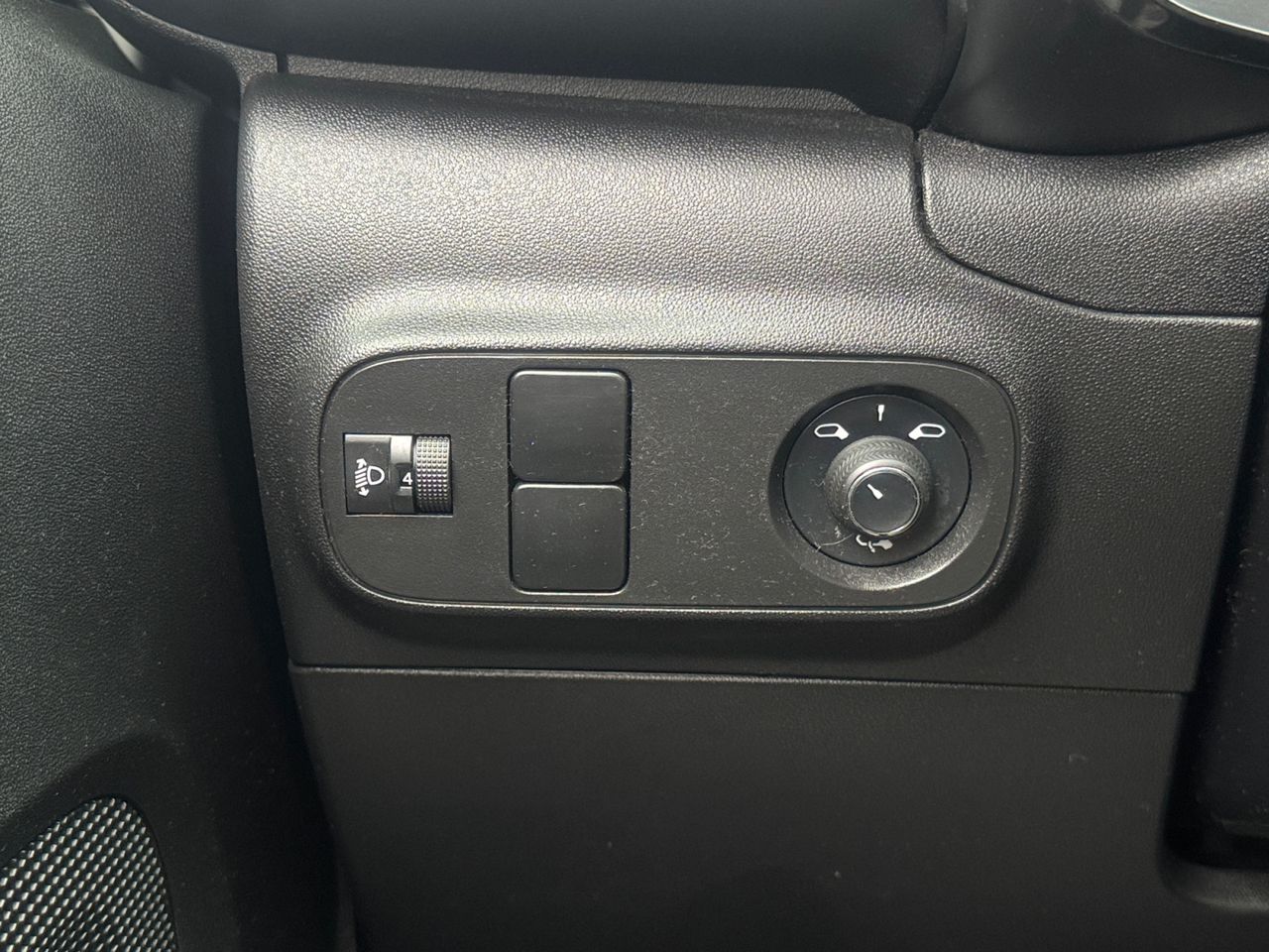 Citroën C3 BLUE HDI 100 CV FEEL PACK - Foto 2