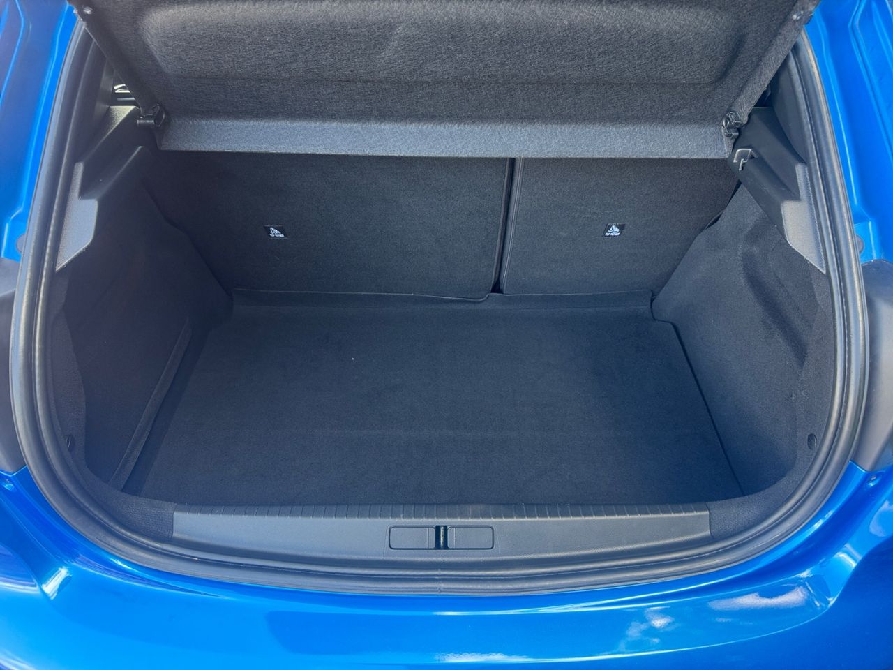 Peugeot 208 ALLURE BLUE HDI 100 CV 6 VEL - Foto 2