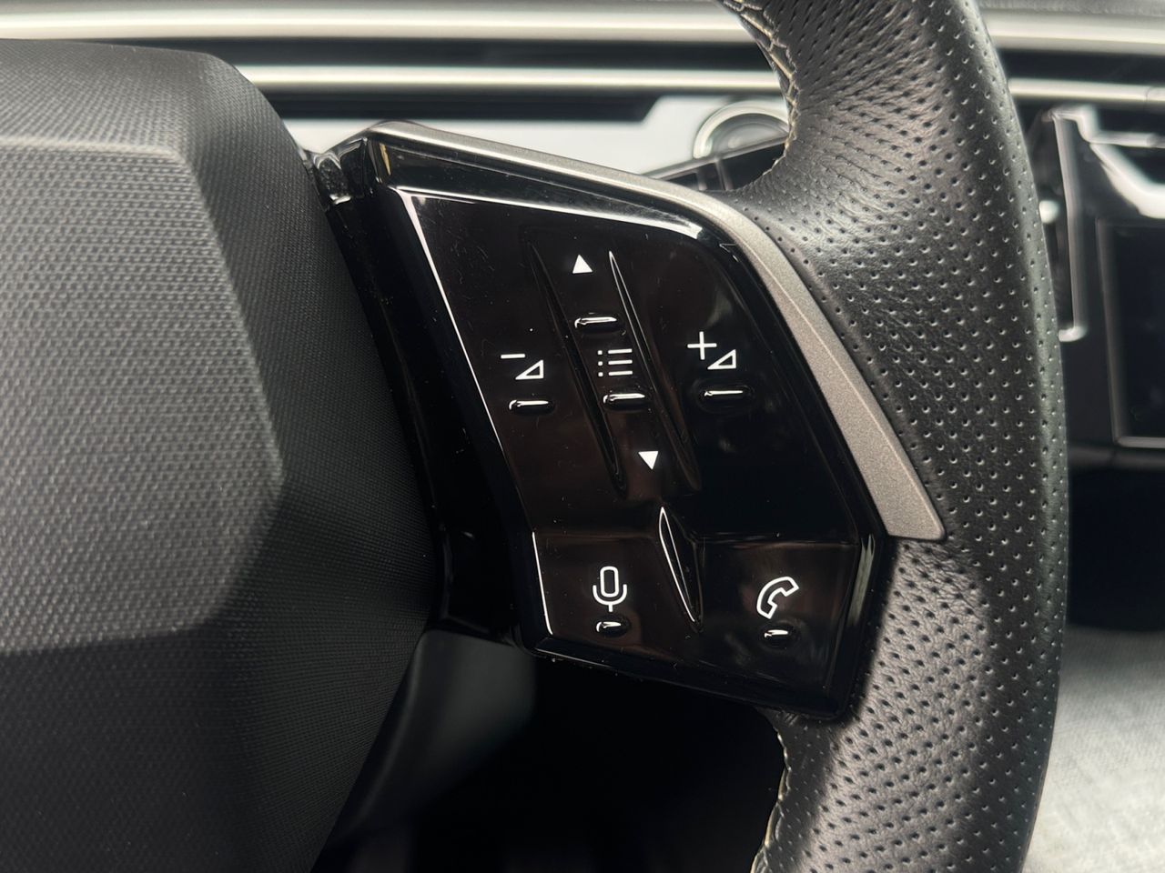 Peugeot 3008 Hybrid GT HYBRID 145 e DCS6 - Foto 2