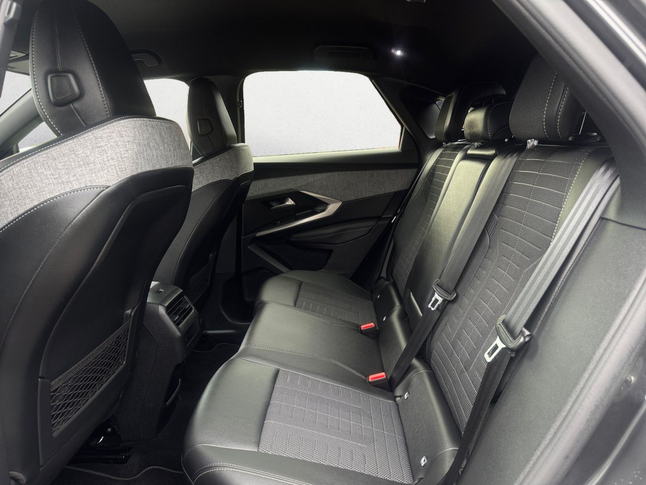Peugeot 3008 Hybrid GT HYBRID 145 e DCS6 - Foto 2