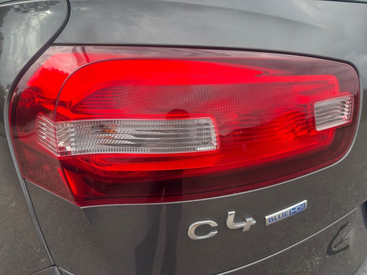 Citroën C4 Picasso BLUE HDI 115 CV LIVE EDITION - Foto 2