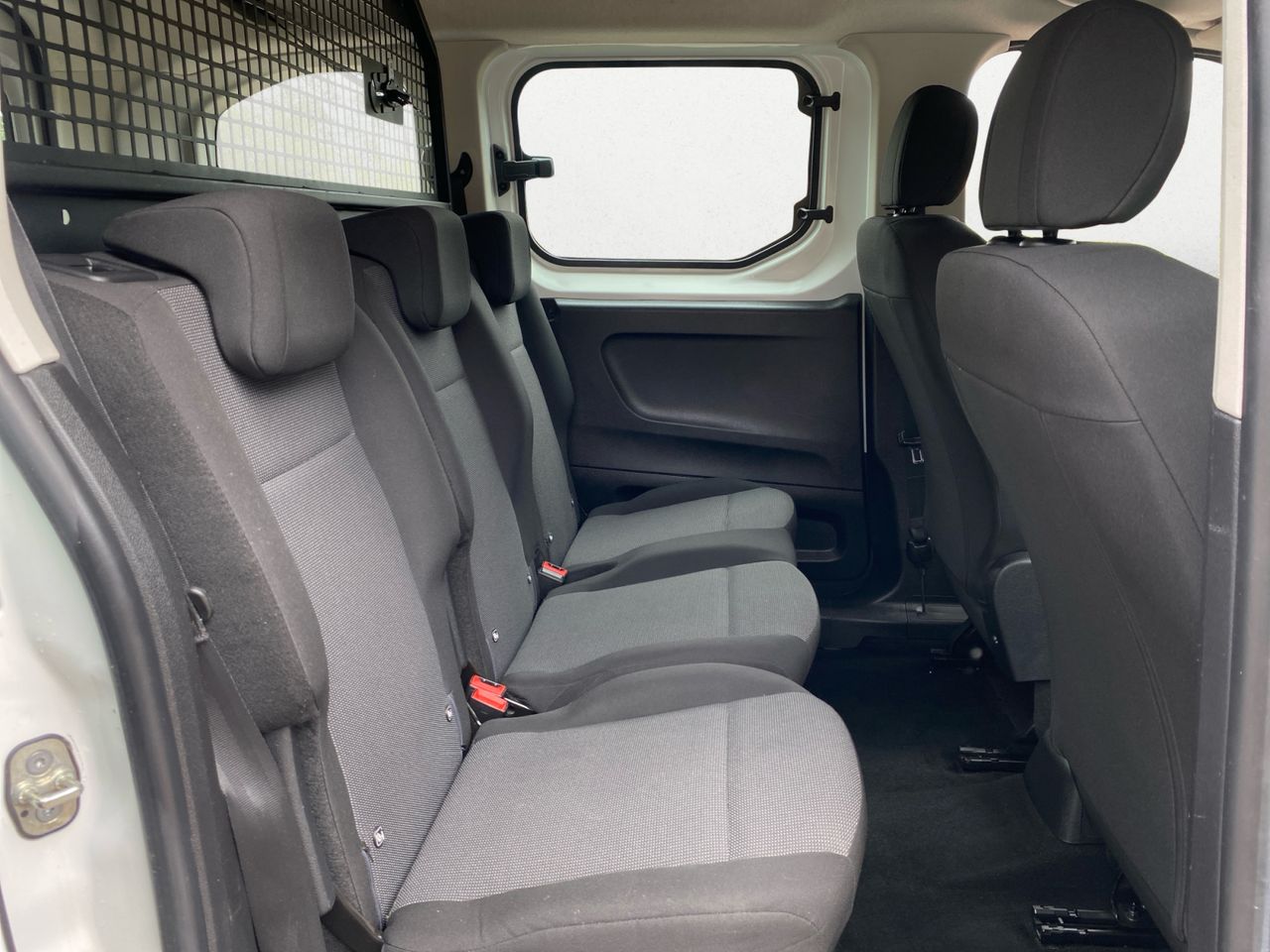Peugeot Rifter ACTIVE PACK BUSINESS STANDARD BLUE HDI 100 CV - Foto 2