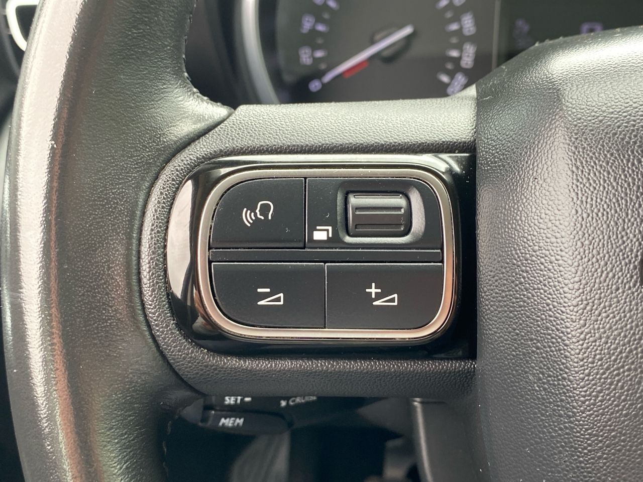 Citroën C3 Aircross BLUE HDI 110 CV FEEL - Foto 2
