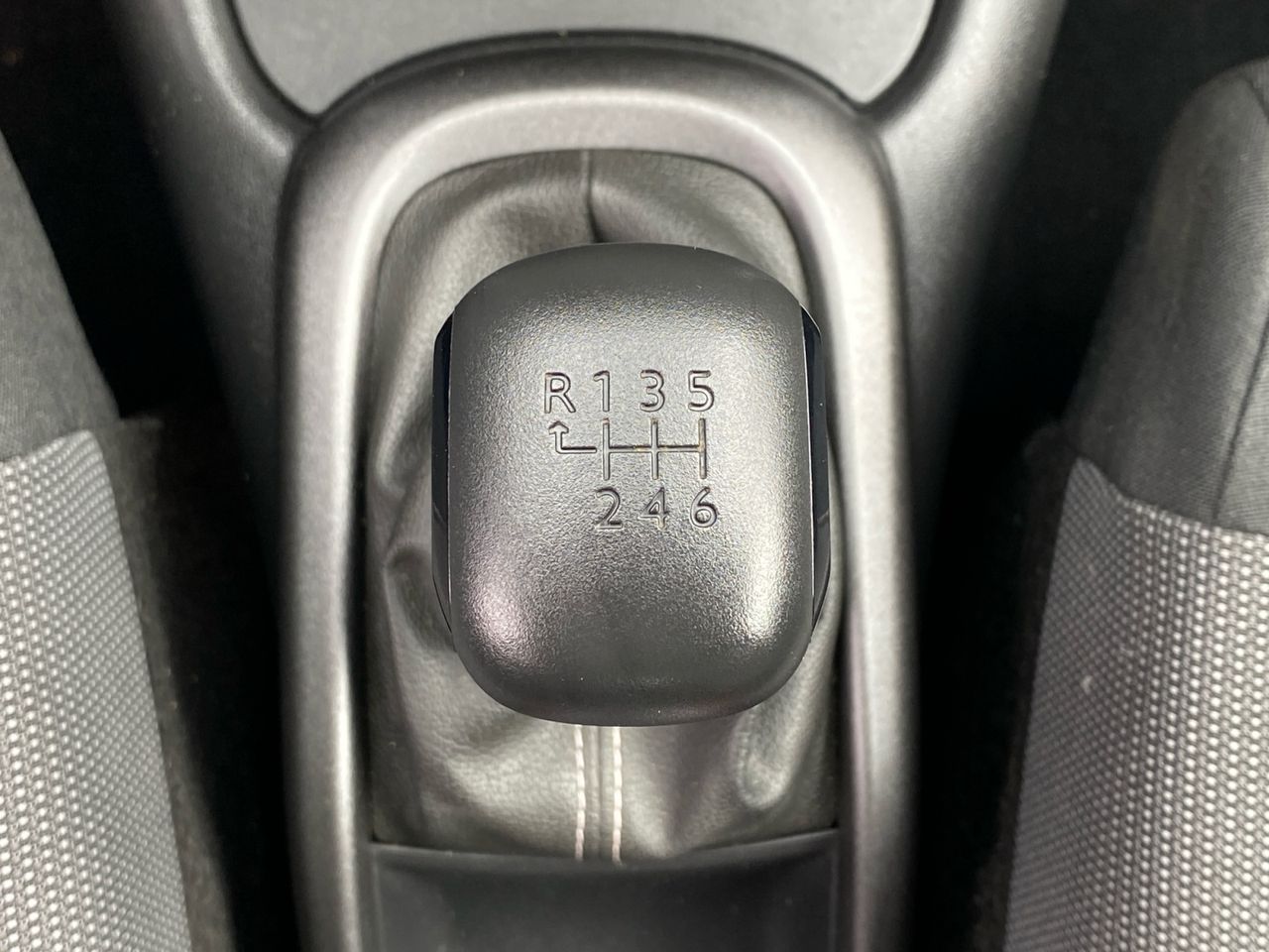 Citroën C3 Aircross BLUE HDI 110 CV FEEL - Foto 2
