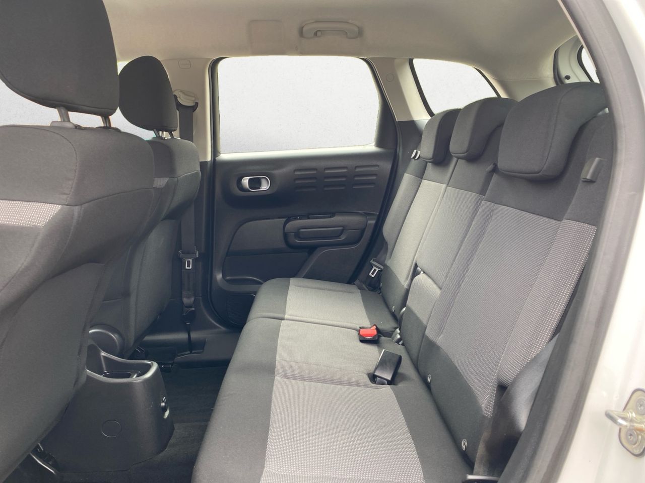 Citroën C3 Aircross BLUE HDI 110 CV FEEL - Foto 2