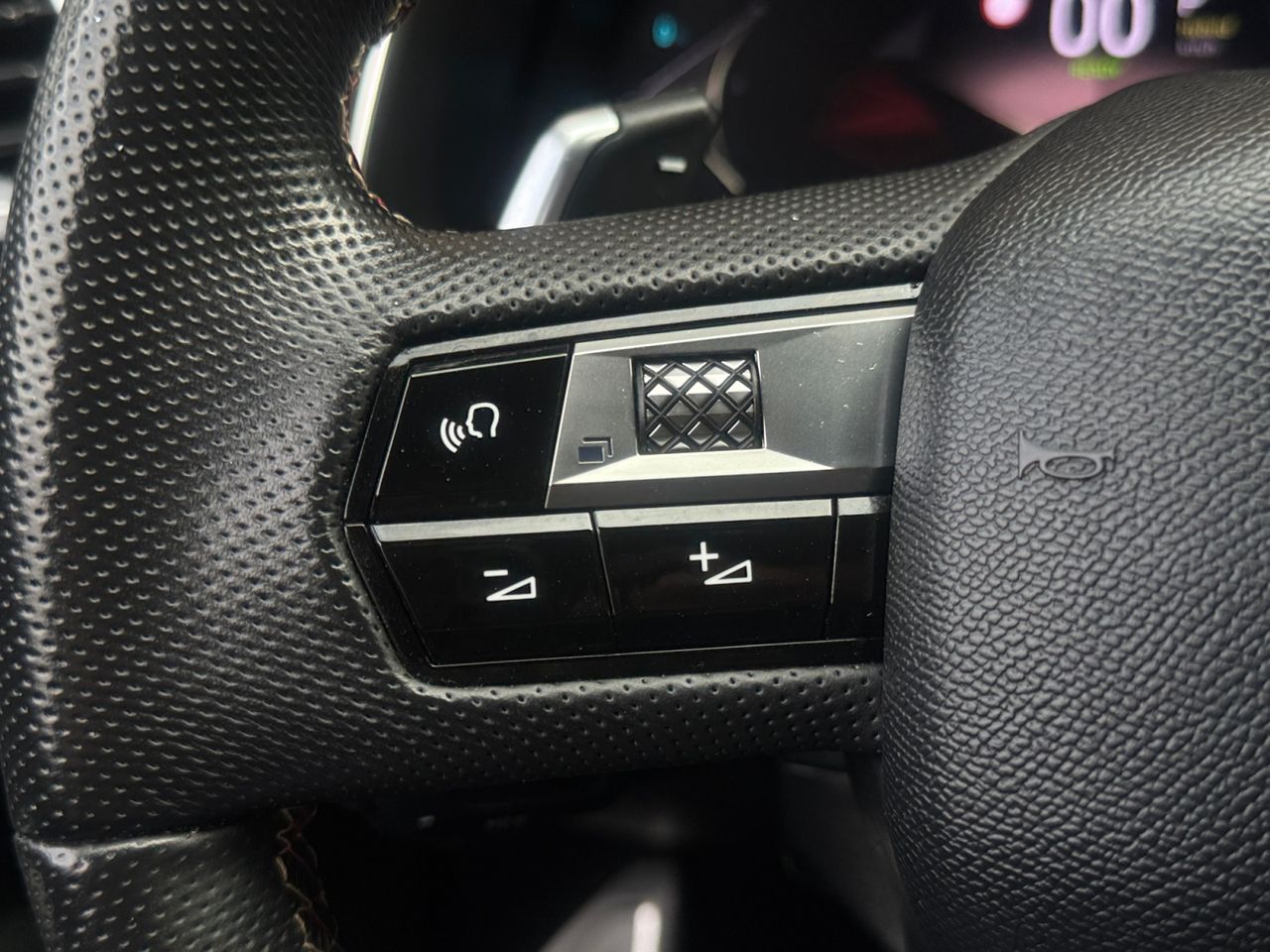 DS DS 7 Crossback E TENSE 225 PERFORMANCE LINE - Foto 2