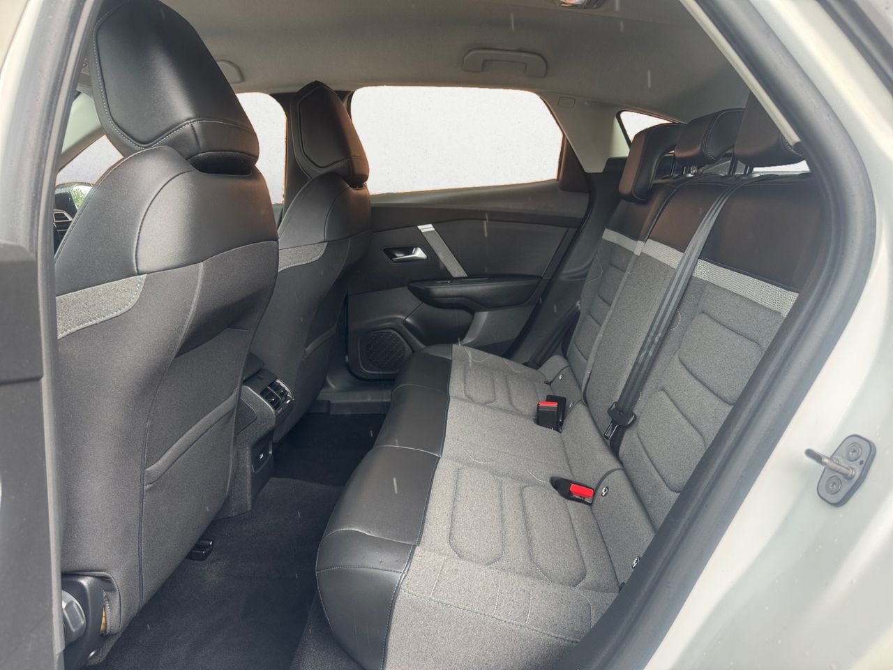 Citroën C4 BLUE HDI 110 CV FEEL PACK - Foto 2