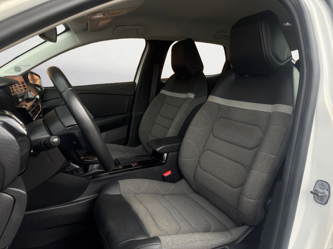 Citroën C4 BLUE HDI 110 CV FEEL PACK - Foto 2