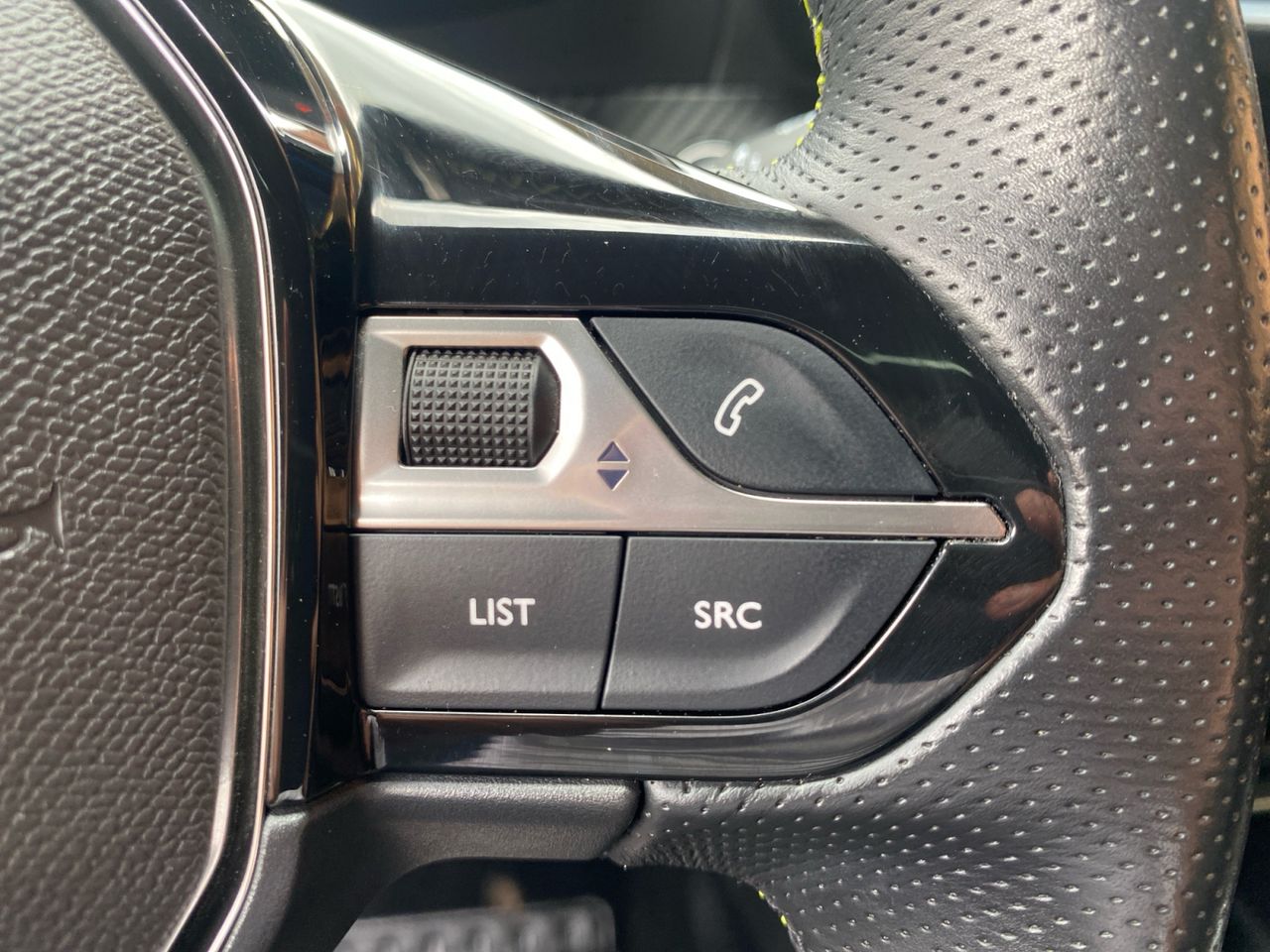 Peugeot 2008 GT LINE PURE TECH 130 CV - Foto 2
