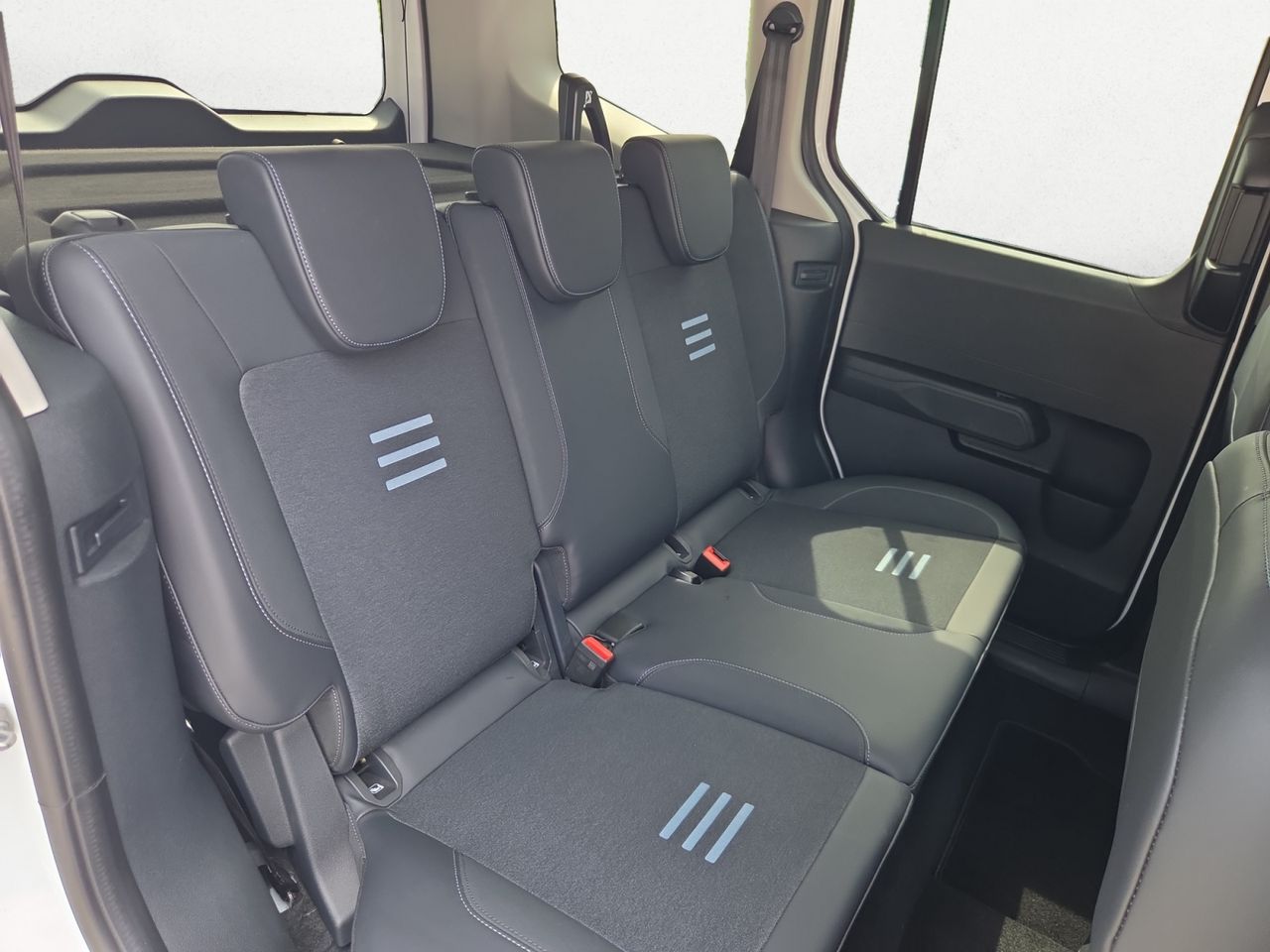 Ford Tourneo Courier 1.0 ECOBOOST ACTIVE 125 CV - Foto 2