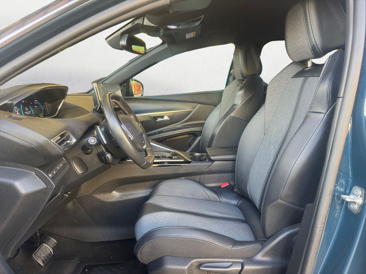Peugeot 3008 Hybrid ALLURE PACK PLUG IN HYBRID 180 e EAT8 - Foto 2