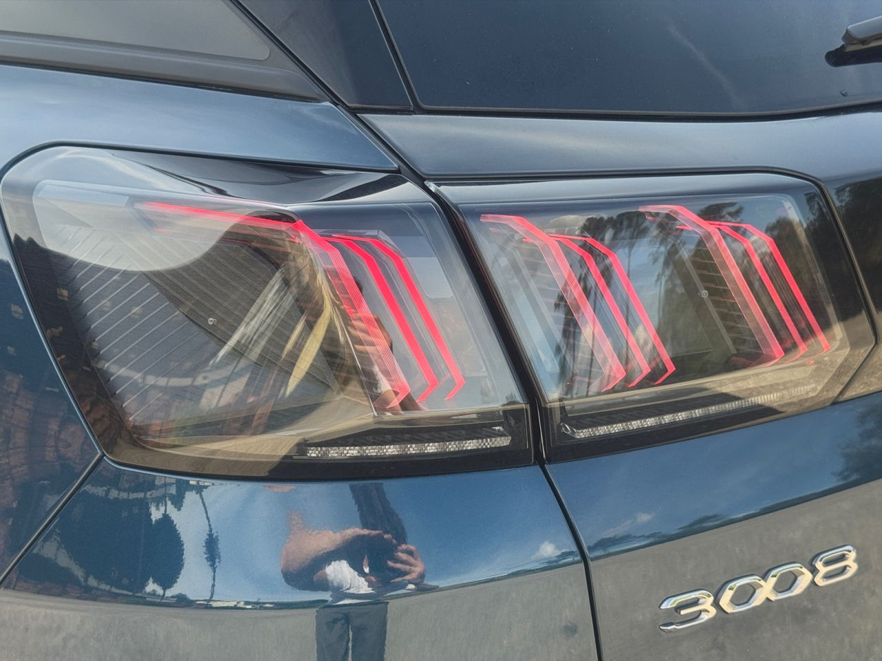 Peugeot 3008 Hybrid ALLURE PACK PLUG IN HYBRID 180 e EAT8 - Foto 2