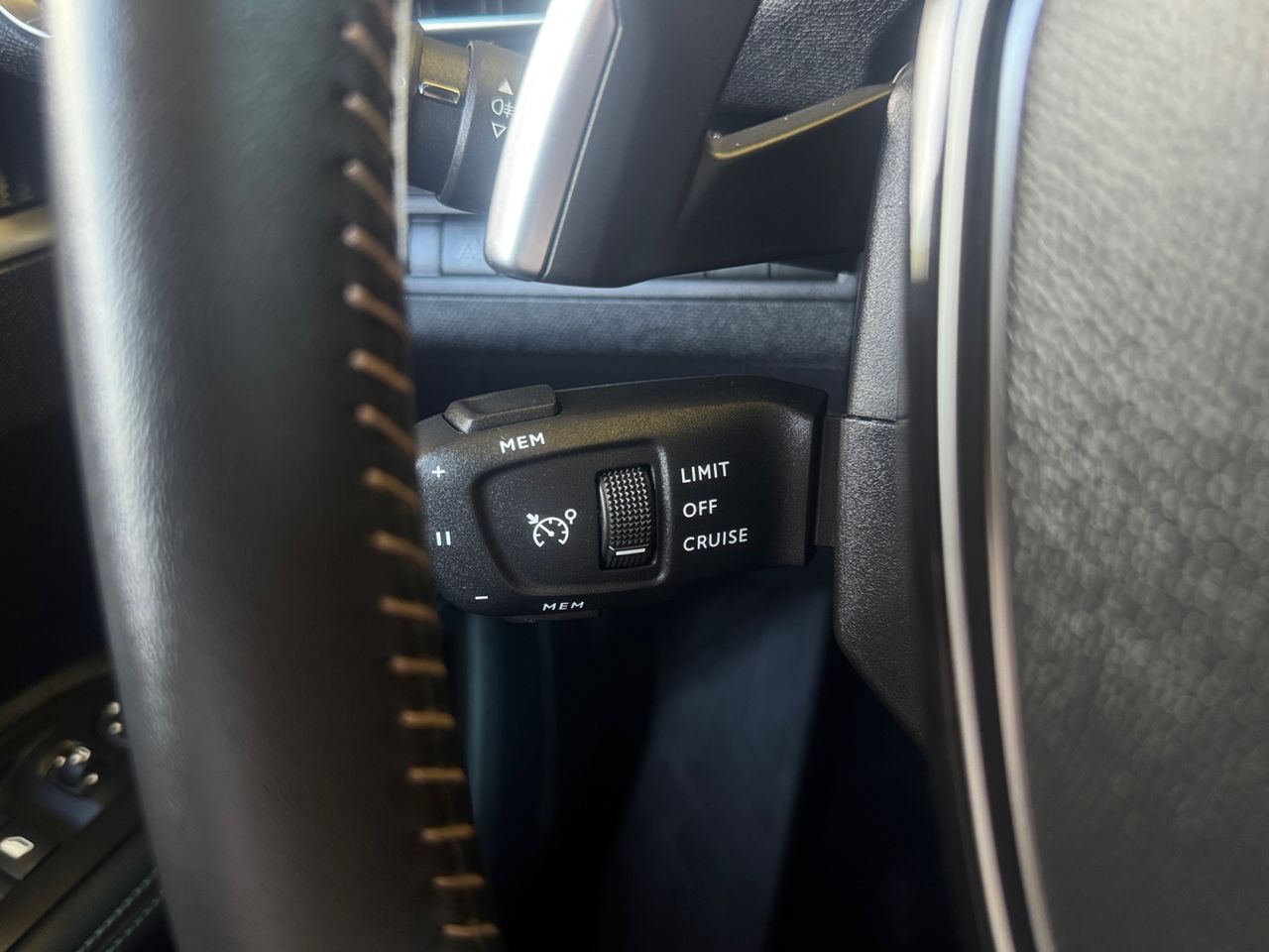 Peugeot 3008 Hybrid ALLURE PACK PLUG IN HYBRID 180 e EAT8 - Foto 2