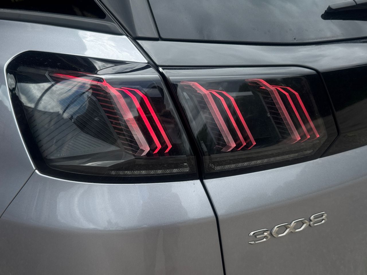 Peugeot 3008 Hybrid ALLURE PACK PLUG IN HYBRID 180 e EAT8 - Foto 2