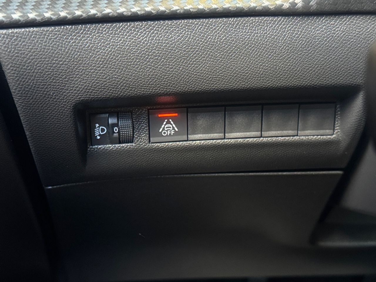 Peugeot 208 ACTIVE PACK PURE TECHC 100 CV - Foto 2