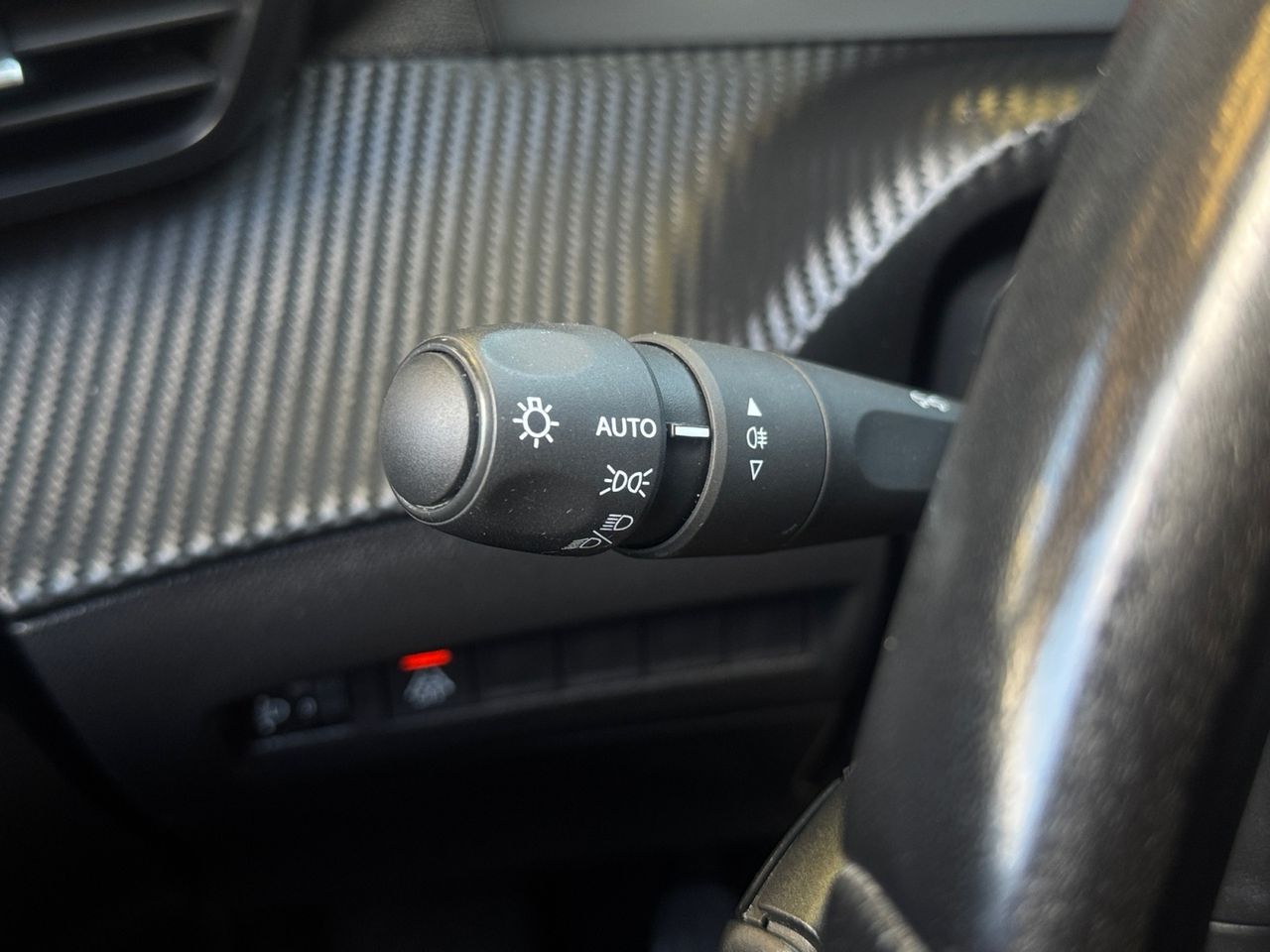Peugeot 208 ACTIVE PACK PURE TECHC 100 CV - Foto 2