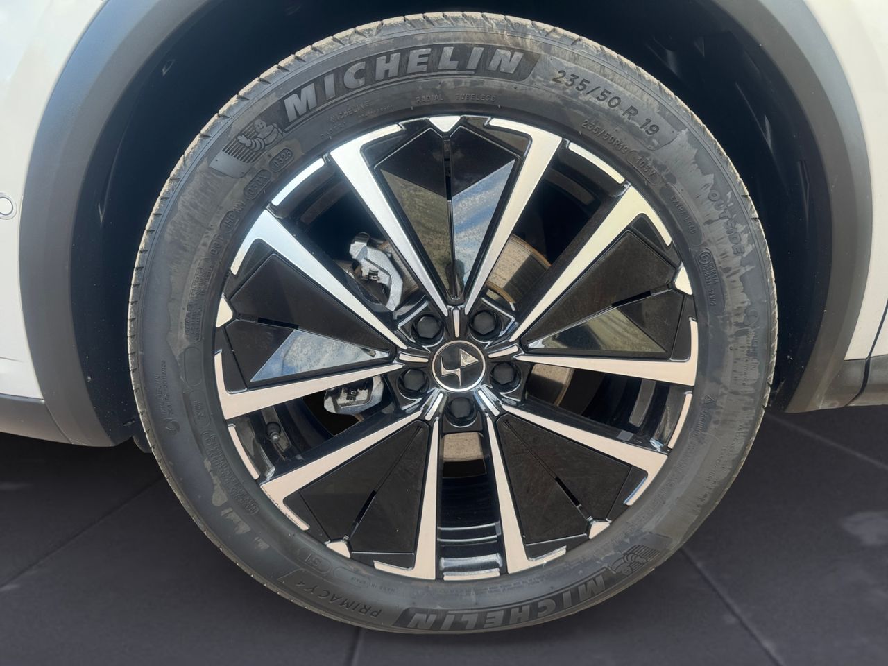 DS DS 7 Crossback BLUE HDI 130 CV AUT RIVOLI - Foto 2