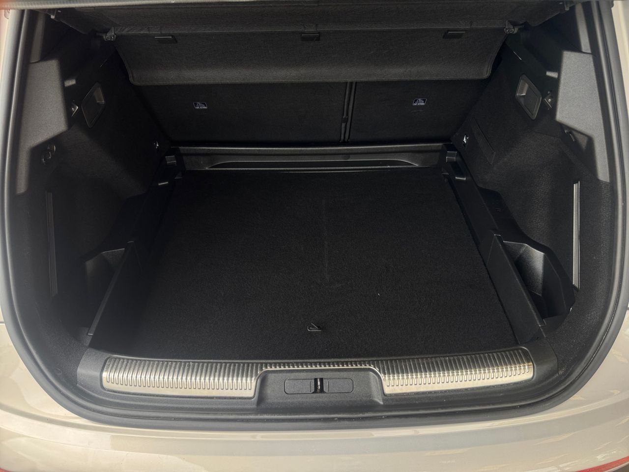 DS DS 7 Crossback BLUE HDI 130 CV AUT RIVOLI - Foto 2