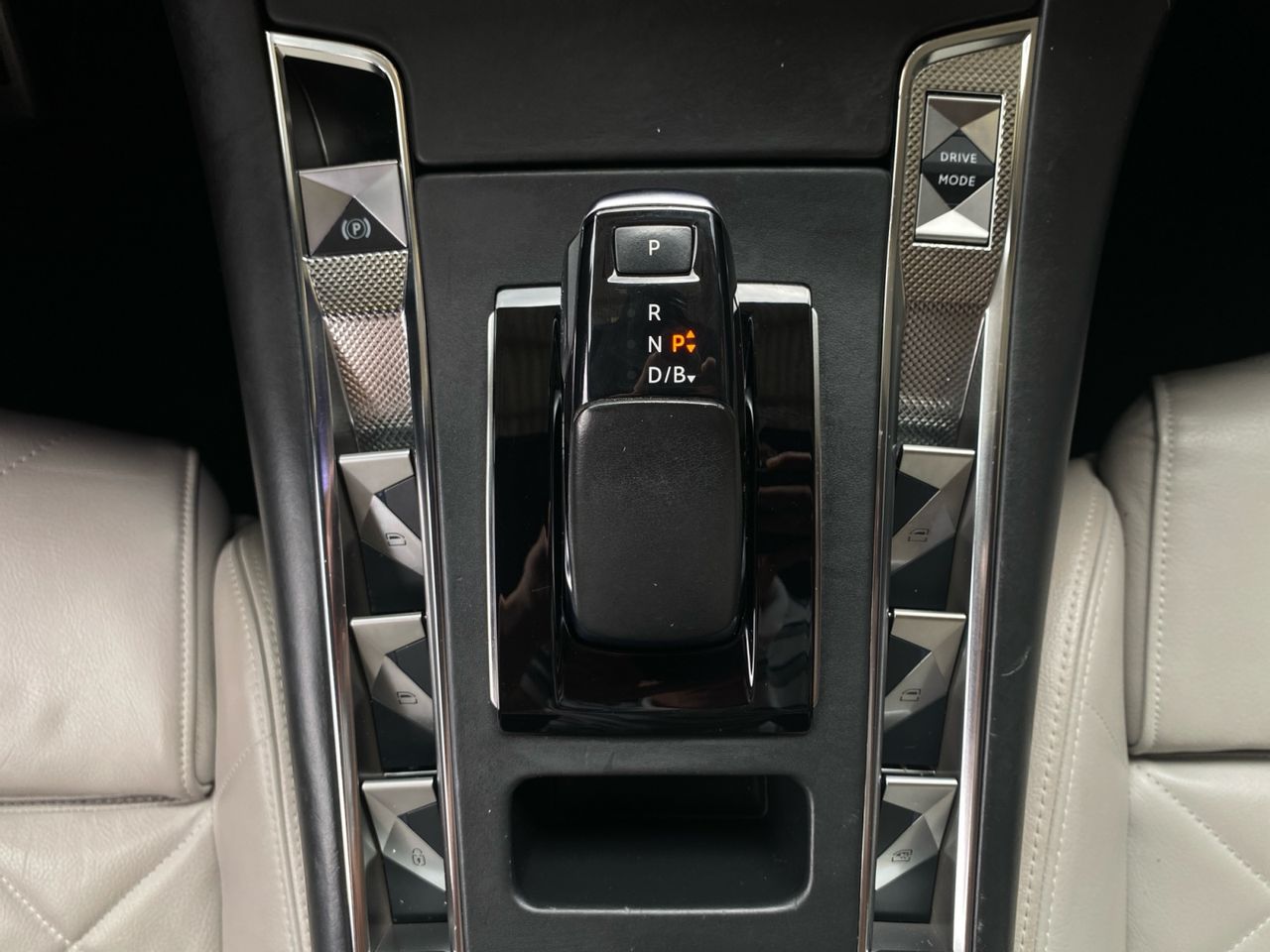 DS DS 7 Crossback E TENSE 225 LIGNE NOIRE - Foto 2