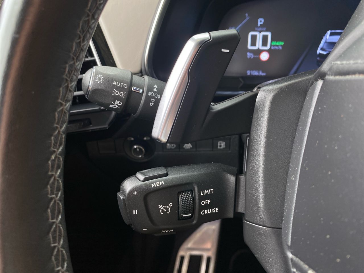 DS DS 7 Crossback E TENSE 225 LIGNE NOIRE - Foto 2