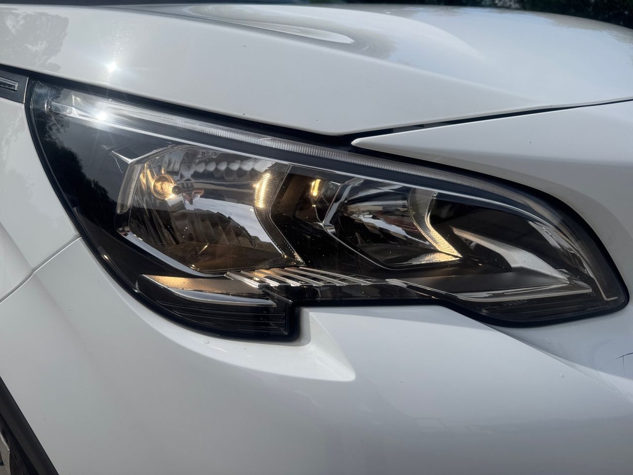 Peugeot 3008 ALLURE BLUE HDI 130 CV EAT8 - Foto 2
