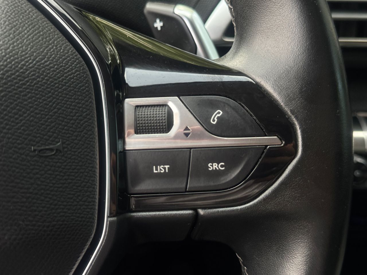 Peugeot 3008 ALLURE BLUE HDI 130 CV EAT8 - Foto 2