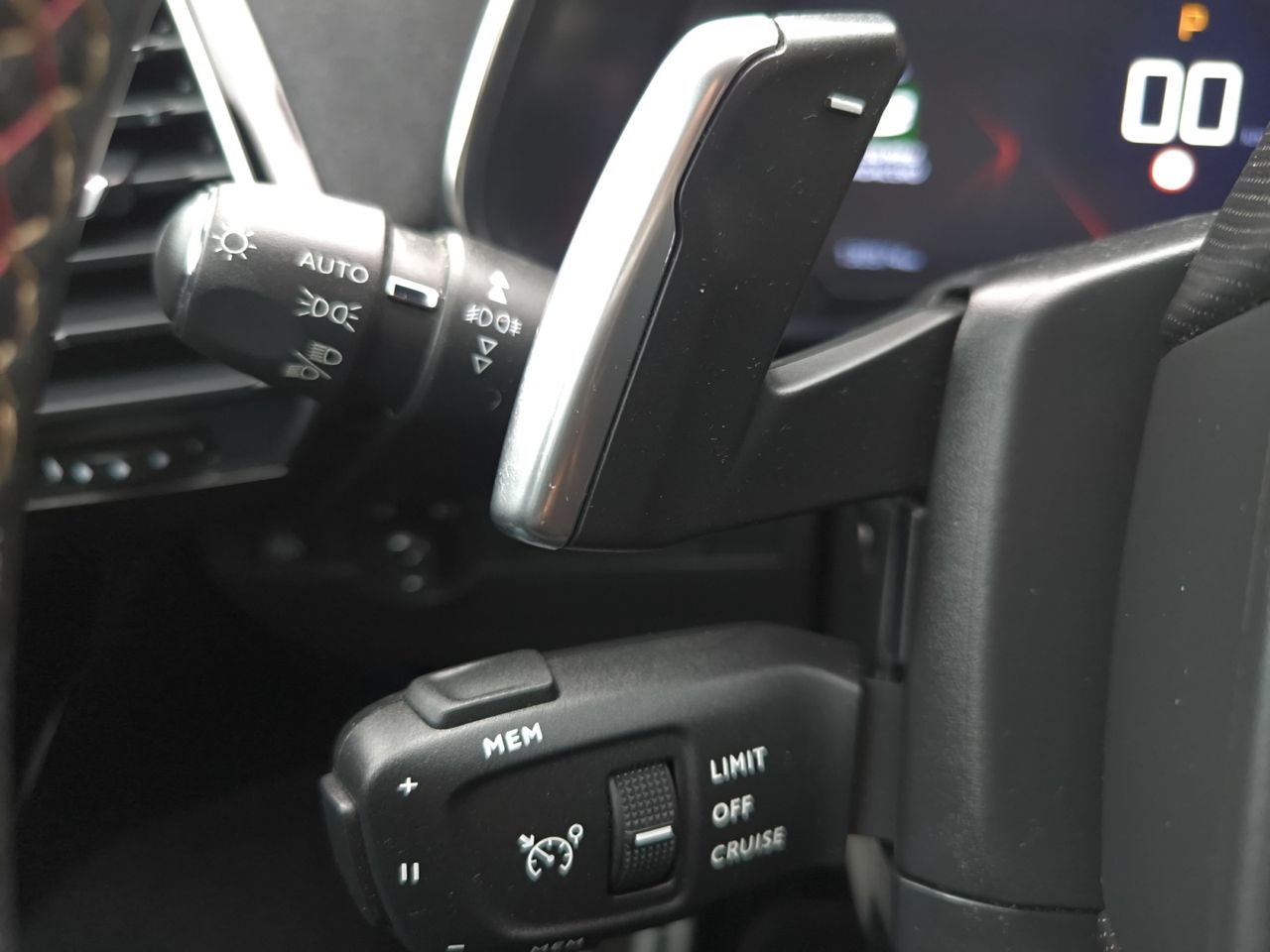 DS DS 7 Crossback BLUE HDI 130 AUT PERFORMANCE - Foto 2