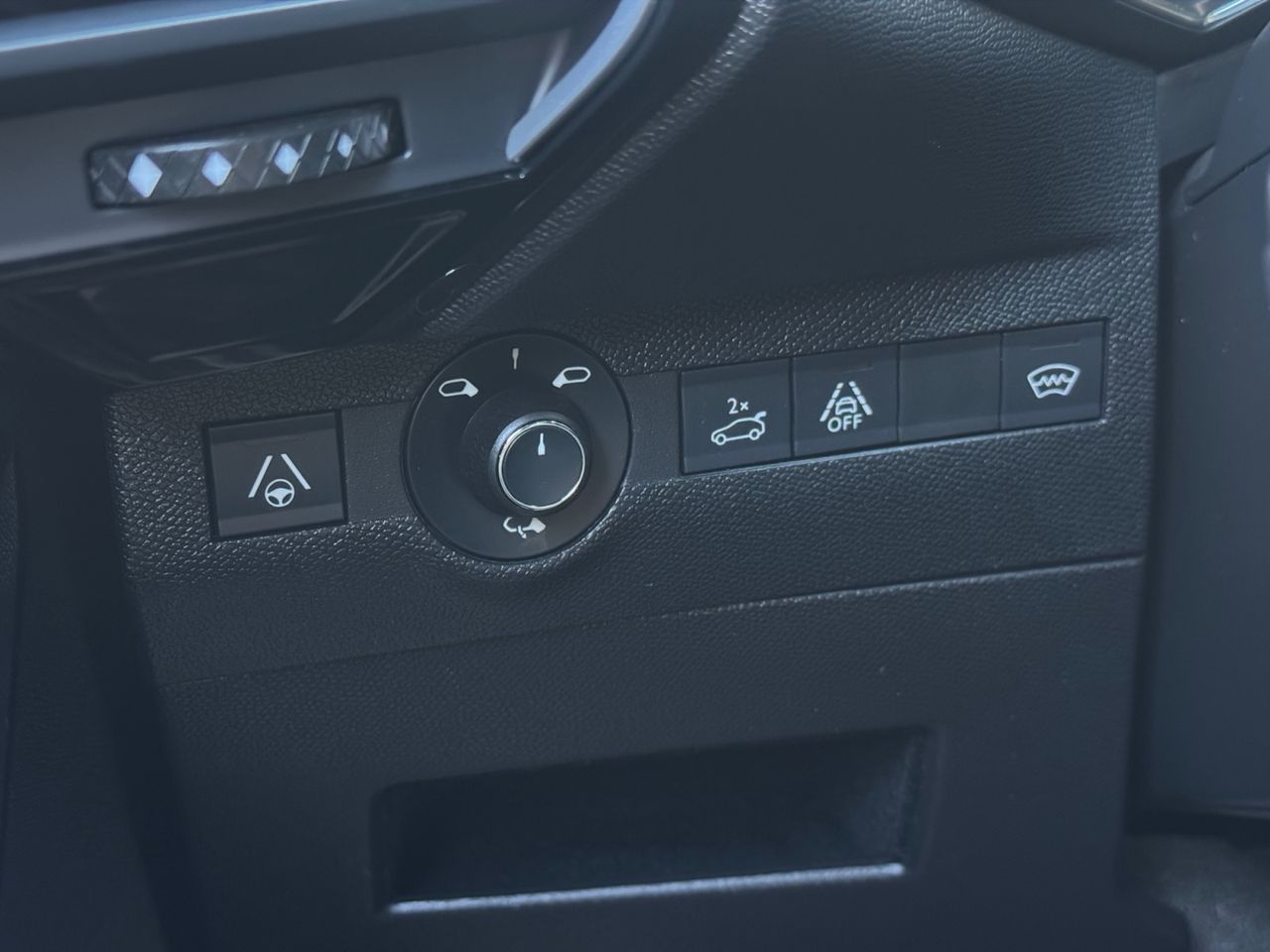 DS DS 7 Crossback PURE TECH 180 AUT PERFORMANCE - Foto 2