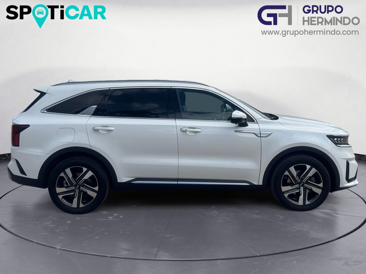 Kia Sorento 1.6 T GDI PHEV EMOTION 4X4 7 PLAZAS - Foto 2