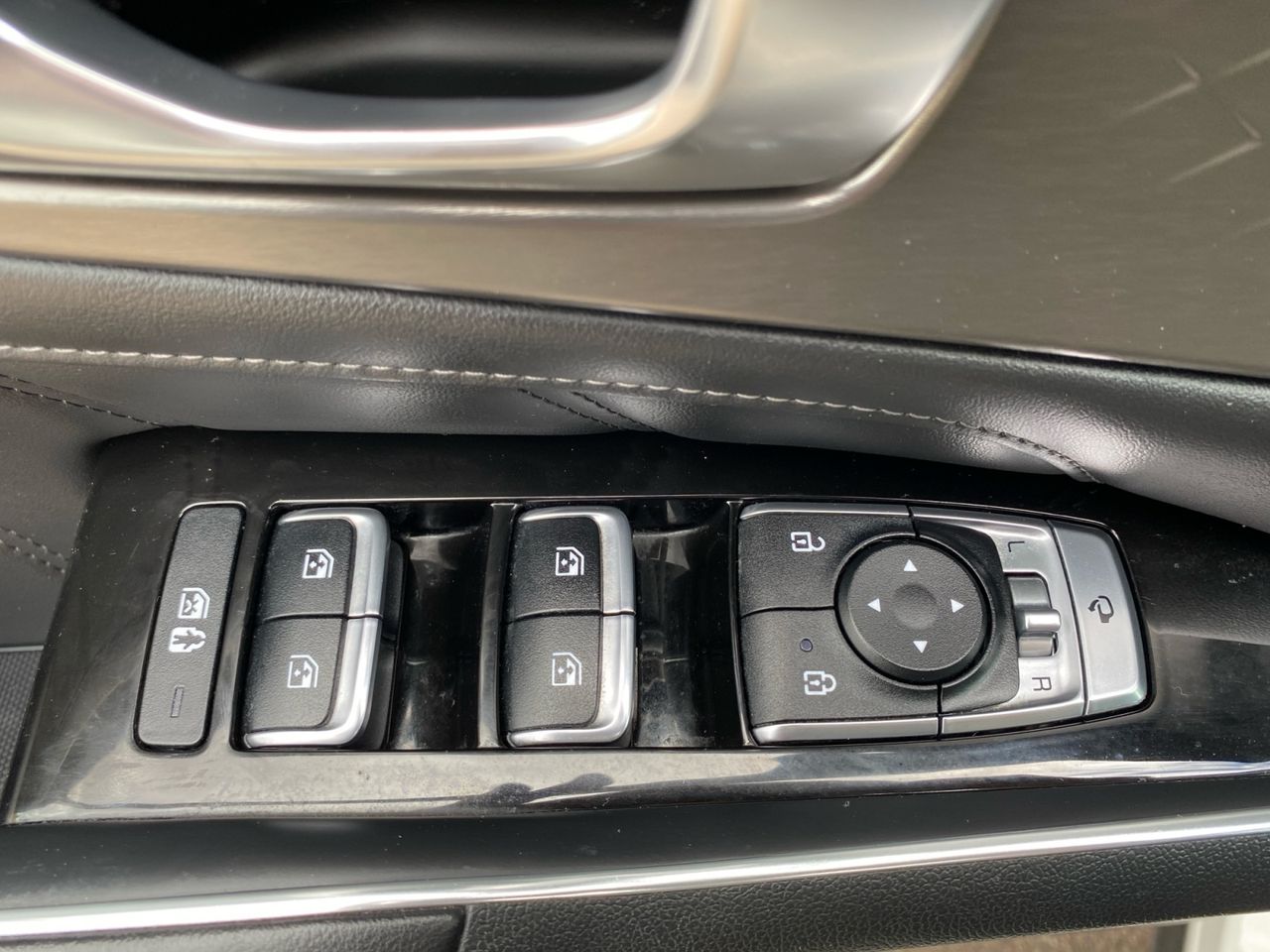 Kia Sorento 1.6 T GDI PHEV EMOTION 4X4 7 PLAZAS - Foto 2