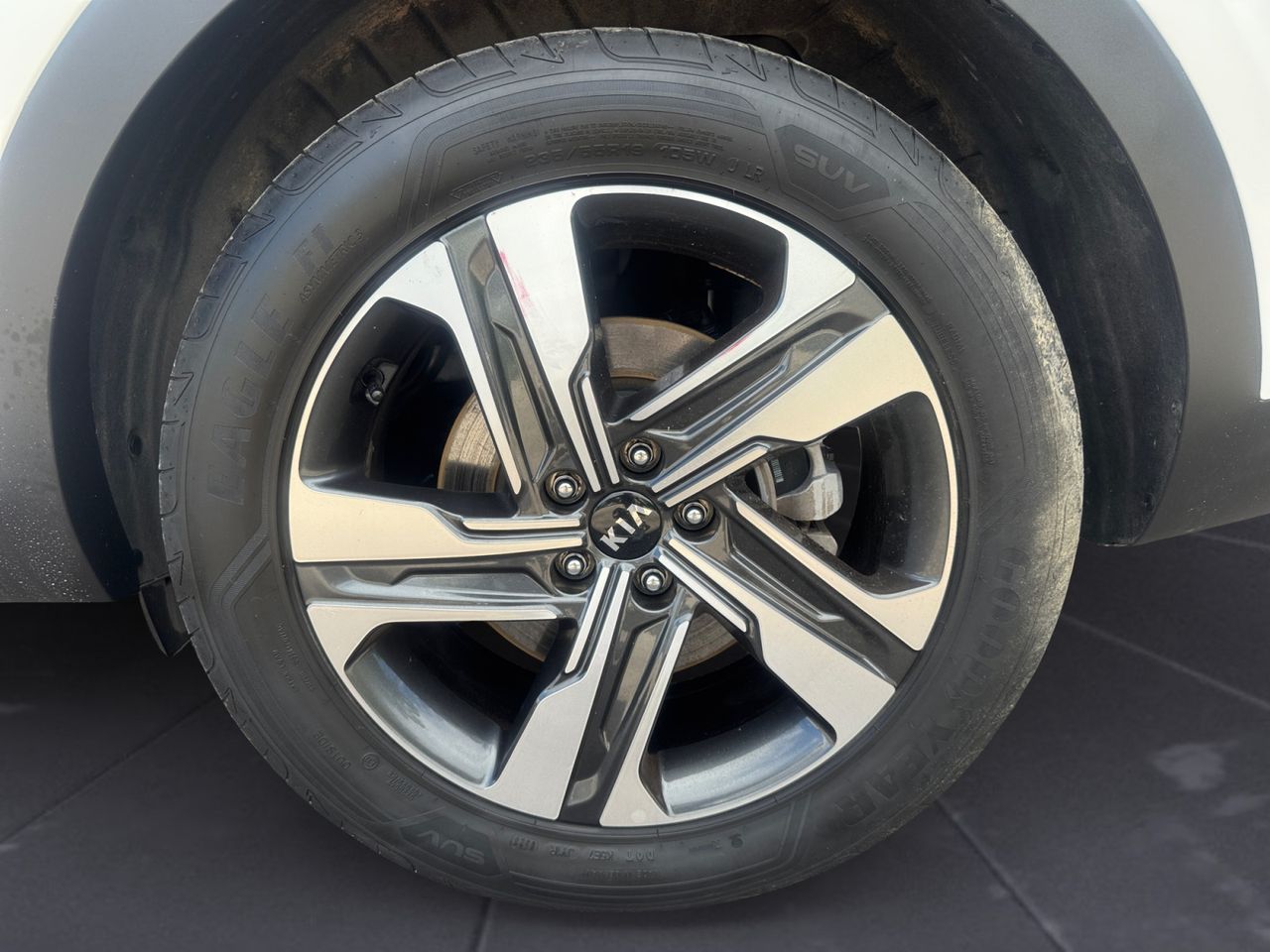 Kia Sorento 1.6 T GDI PHEV EMOTION 4X4 7 PLAZAS - Foto 2