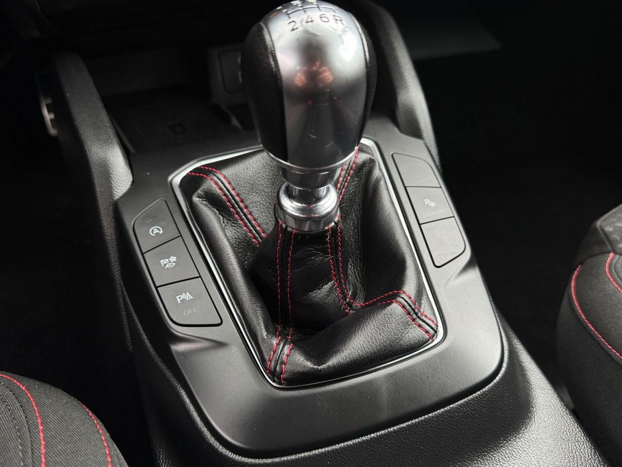 Ford Focus 1.0 ECOBOOST MHEV 92 KW ST LINE - Foto 2