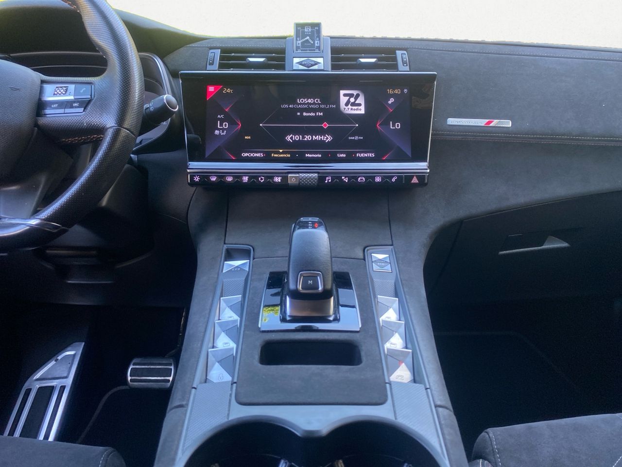 DS DS 7 Crossback BLUE HDI 130 CV AUT PERFORMANCE - Foto 2