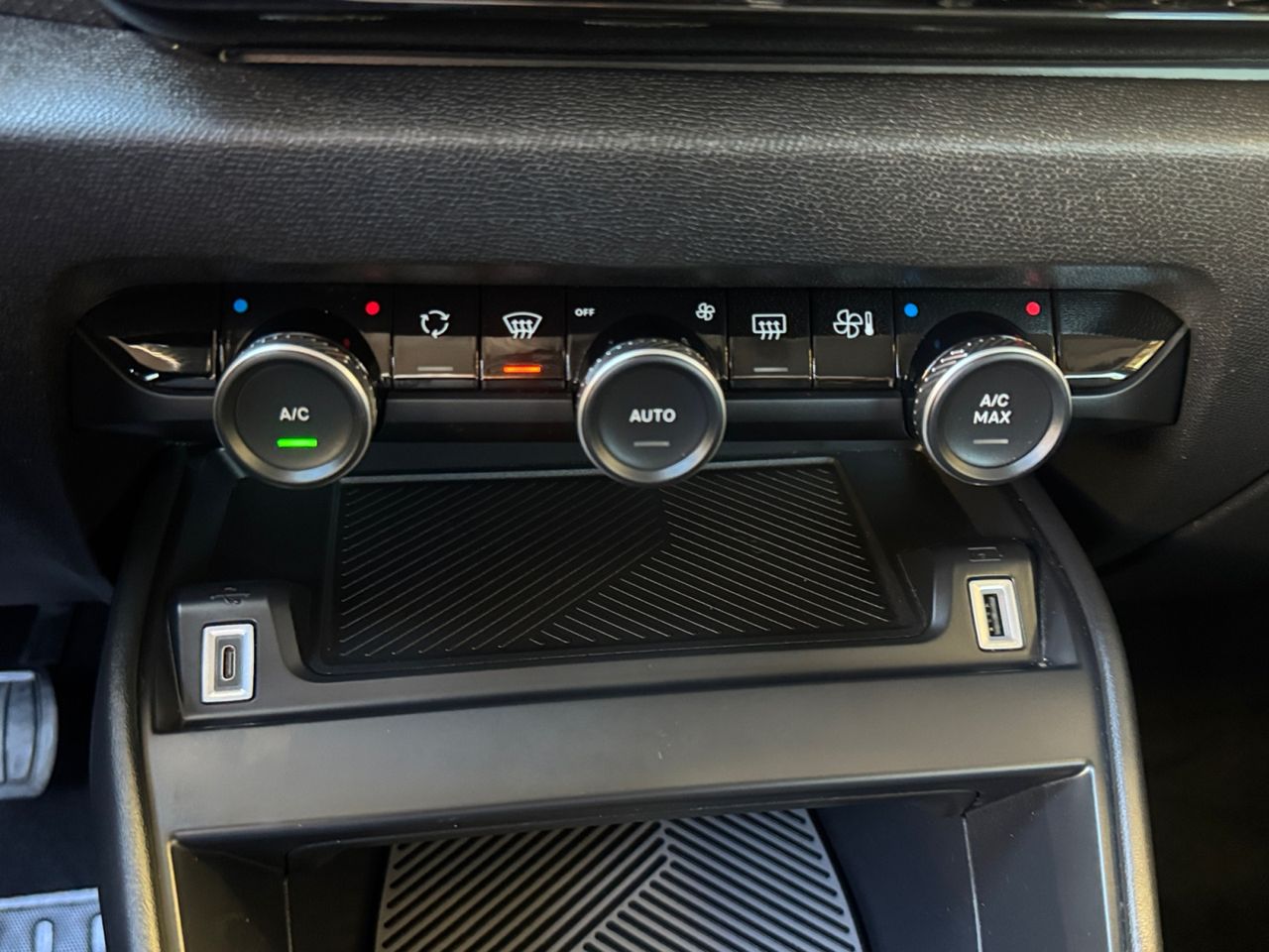 Citroën C4 BLUE HDI 130 EAT8 FEEL PACK - Foto 2