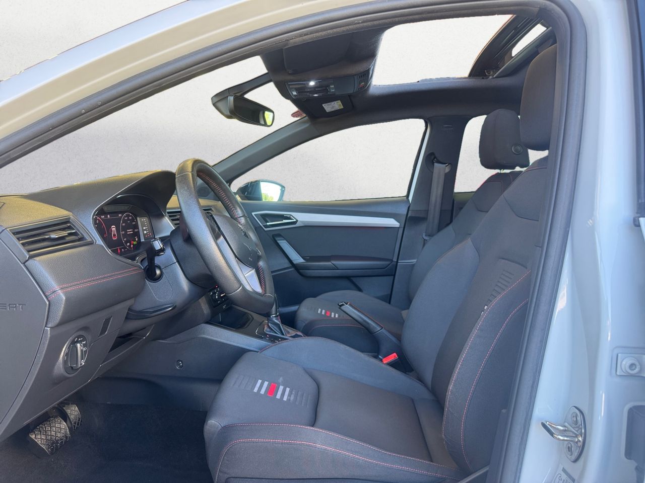 Seat Ibiza 1.5 TSI DSG FR PLUSS - Foto 2