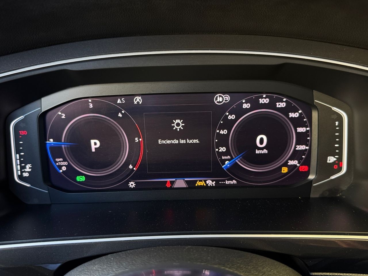 Volkswagen Tiguan R LINE 2.0 TDI DSG 190 CV - Foto 2