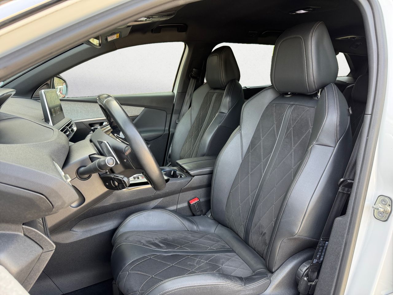 Peugeot 5008 GT BLUE HDI 180 CV EAT8 - Foto 2
