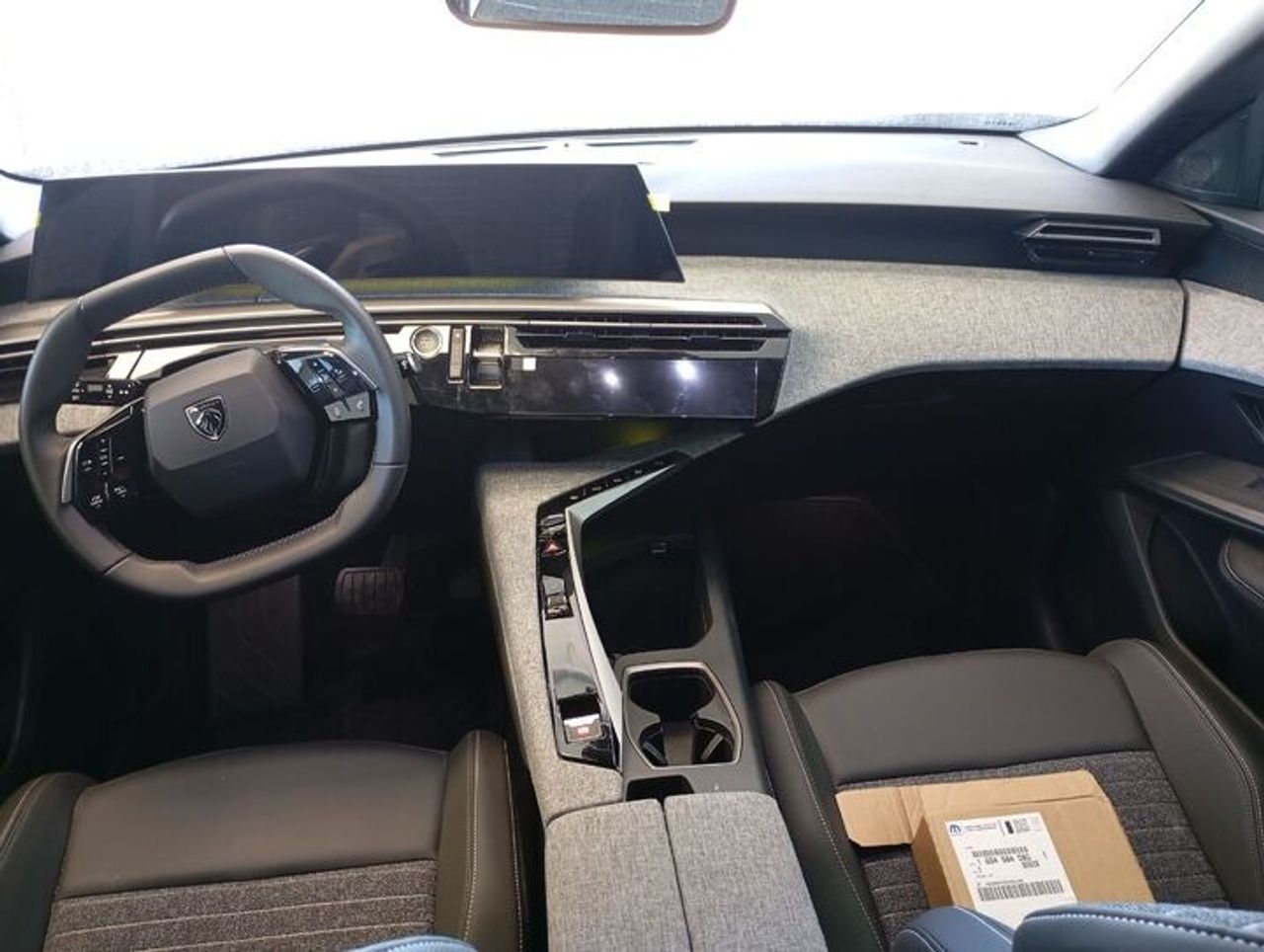 Peugeot 3008 Hybrid ALLURE 1.2 107KW  eDCS6 - Foto 2