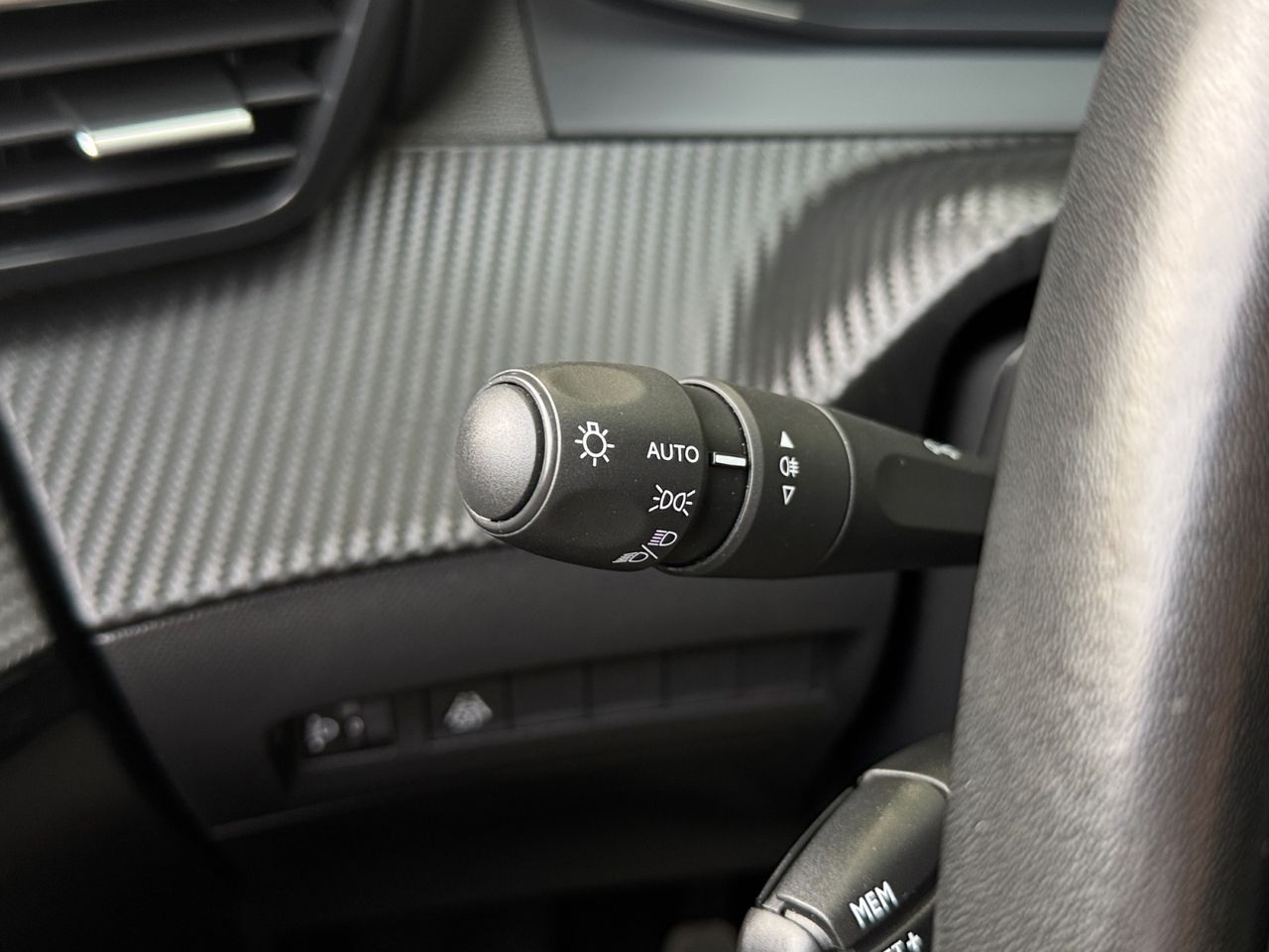 Peugeot 208 ACTIVE PACK PURE TECH 75 CV - Foto 2