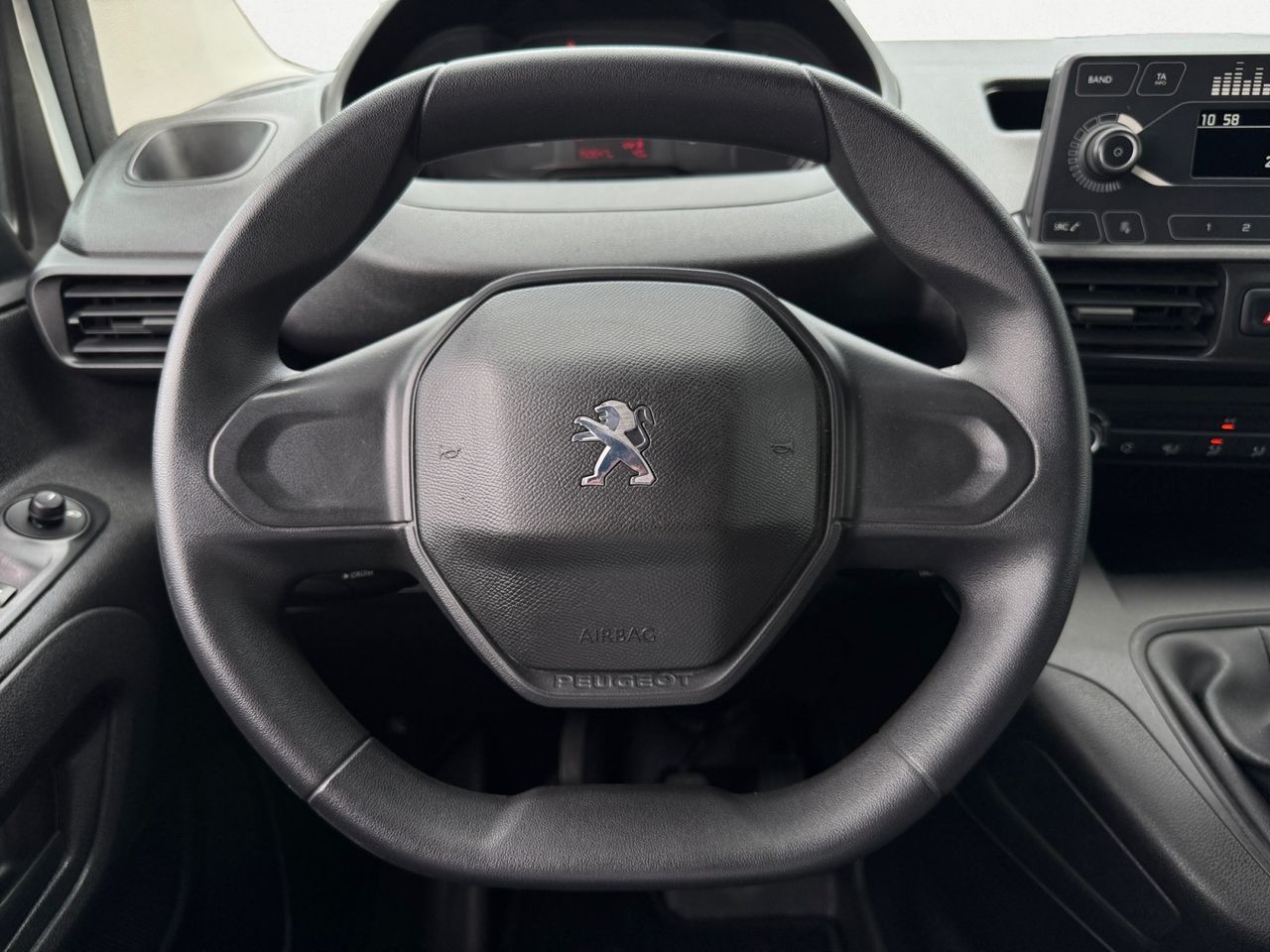 Peugeot Partner PRO STANDARD 600 KG BLUE HDI 100 CV - Foto 2