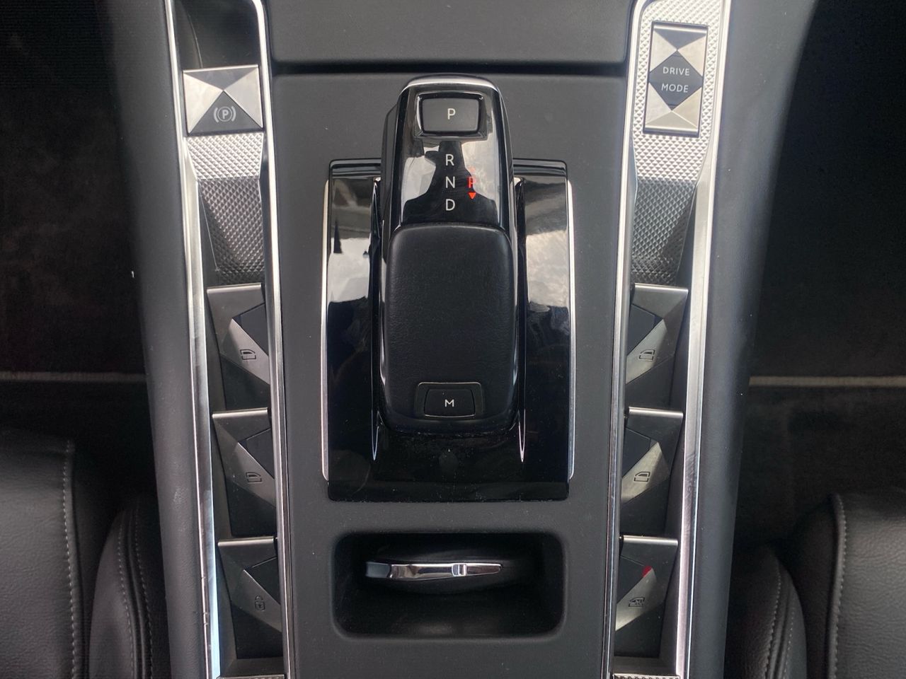 DS DS 7 Crossback BLUE HDI 130 AUT RIVOLI - Foto 2