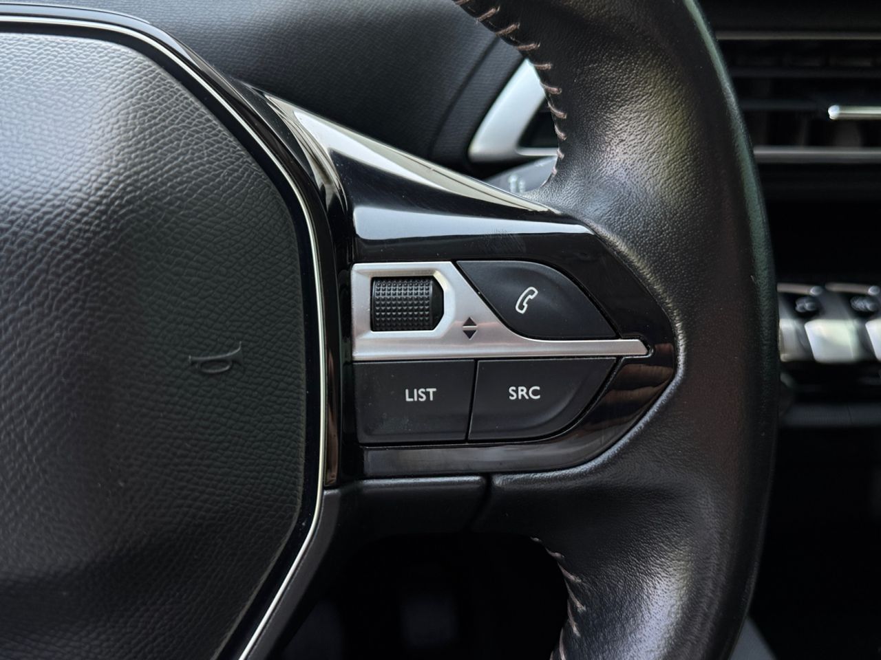 Peugeot 3008 ACTIVE PACK BLUE HDI 130 CV - Foto 2