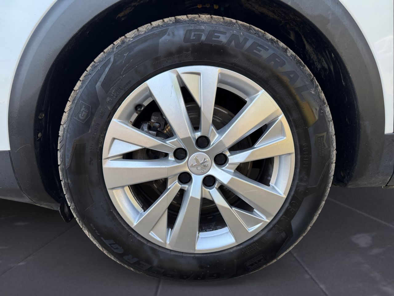 Peugeot 3008 ACTIVE PACK BLUE HDI 130 CV - Foto 2