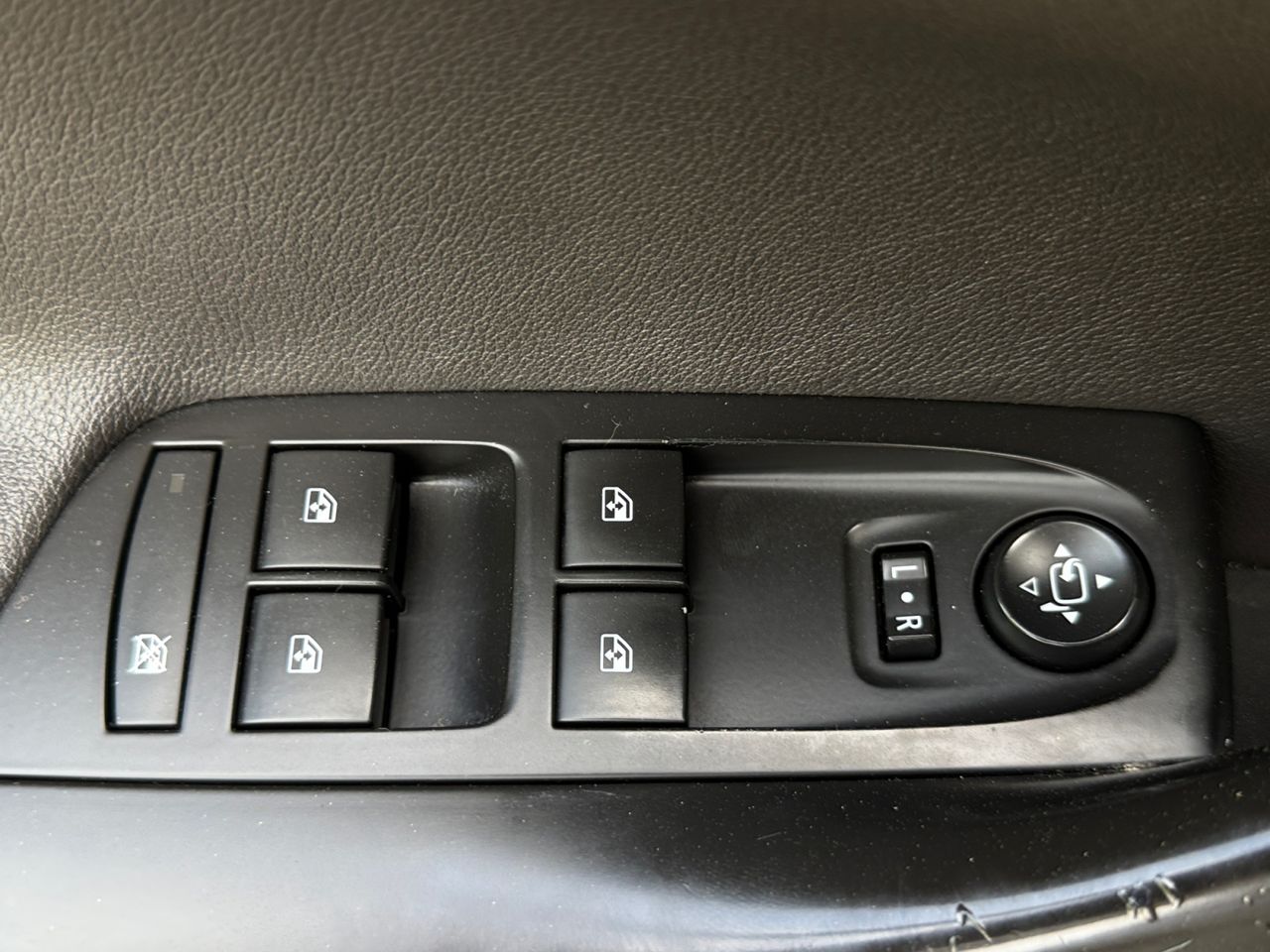Opel Astra 1.4 TURBO DYNAMIC - Foto 2